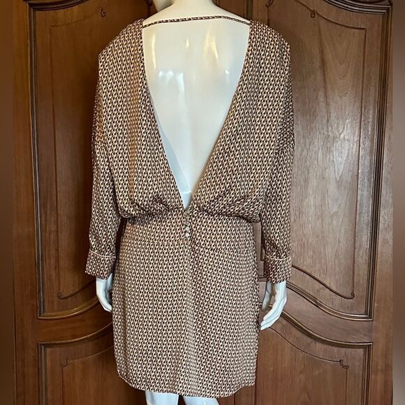 ZARA Printed Dress Low Back Size L • TIKTOK • BLOGGER FAVORITE • 🔥 - Picture 6 of 15
